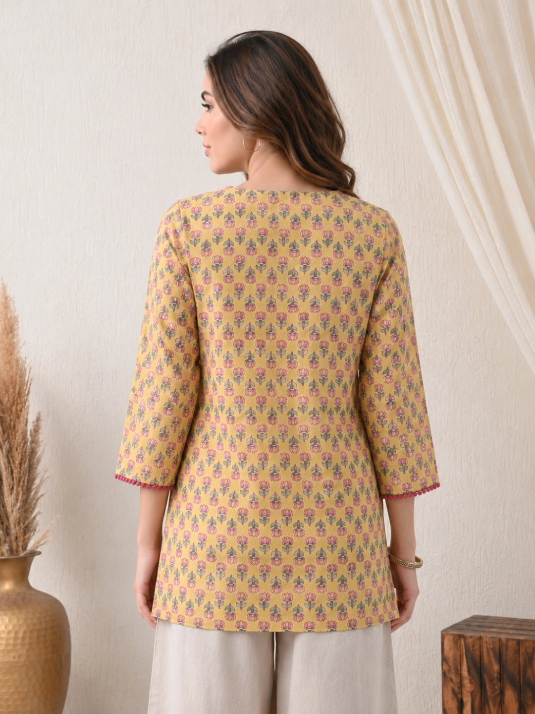 Ashvani Top