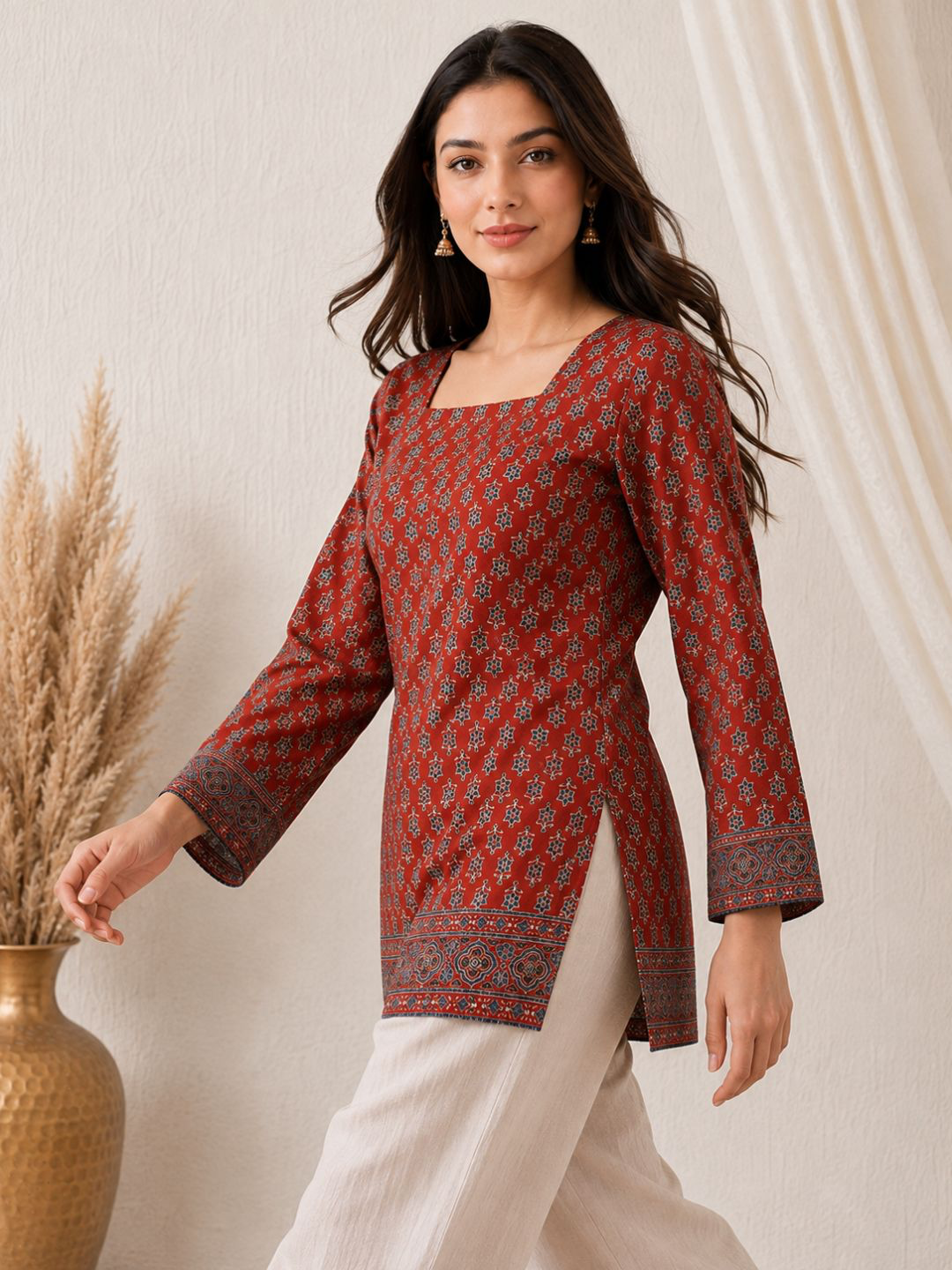 Naqsh Noor Top