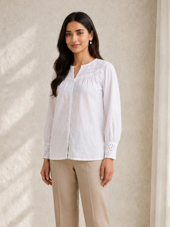 Safed Sitara Kurti
