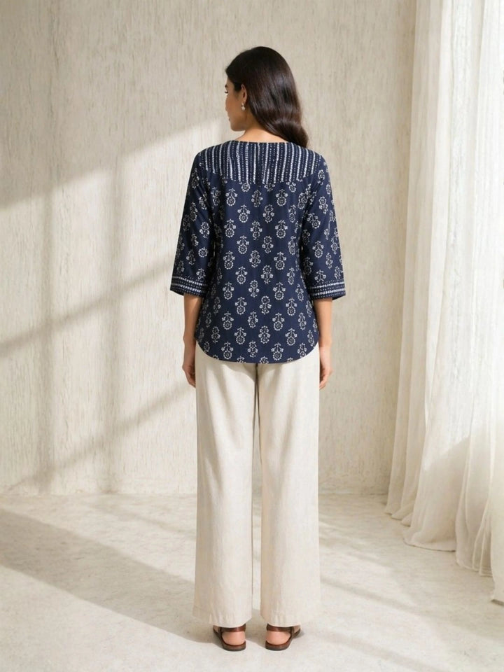 Neel Nargis Kurti