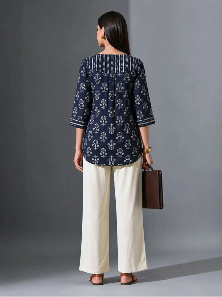 Neel Nargis Kurti