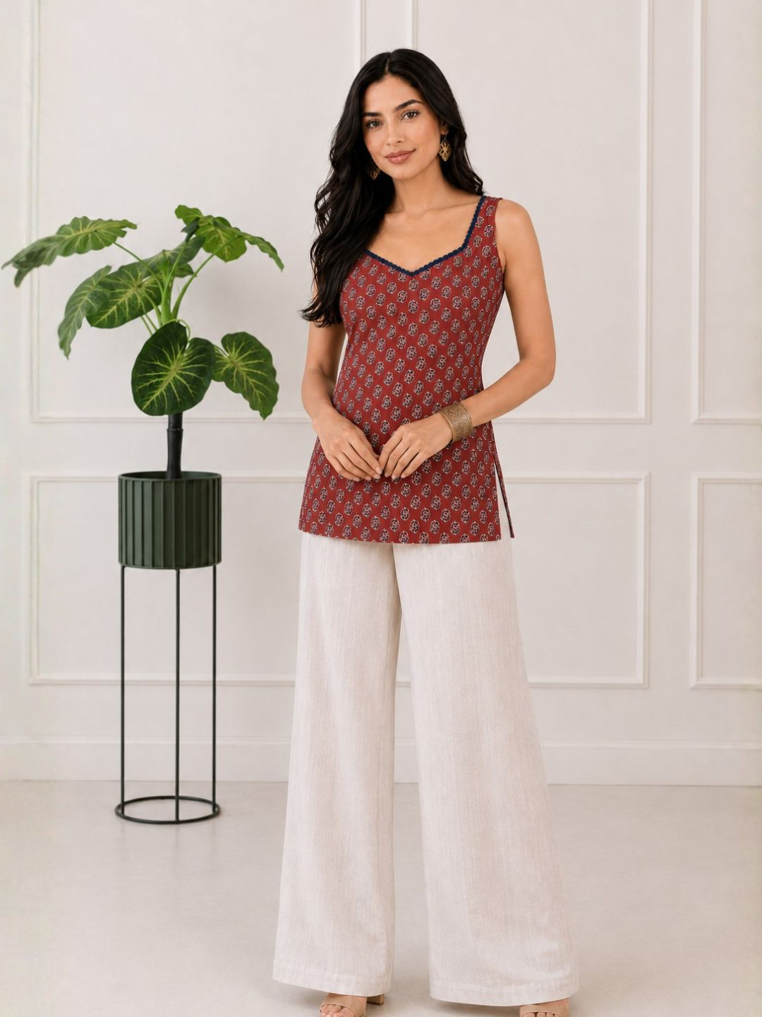 Ahana Red Top