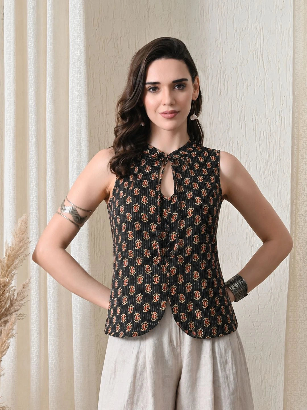 Tara Neck Tie-Up Top