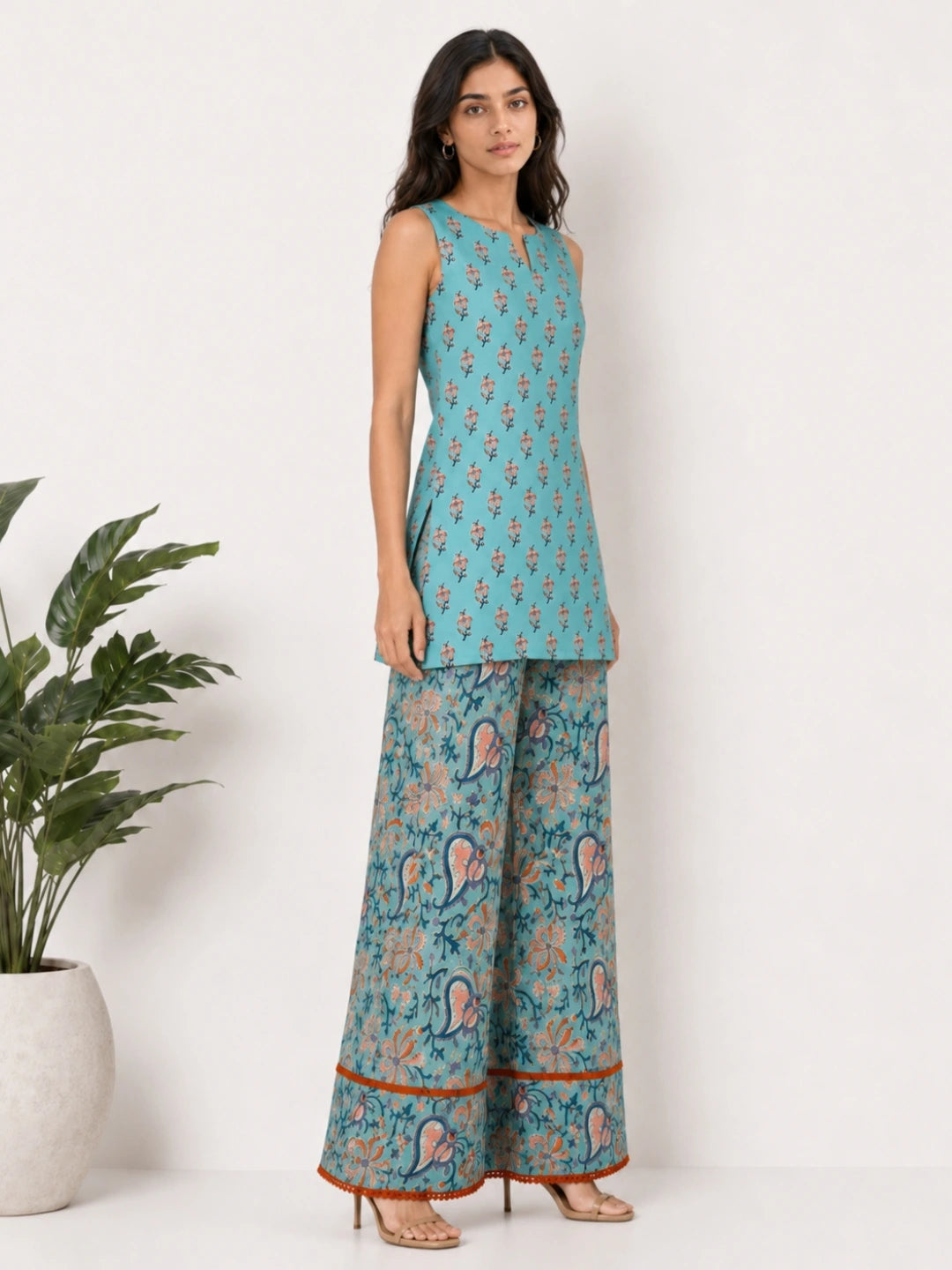 Charvi Ethnic Set