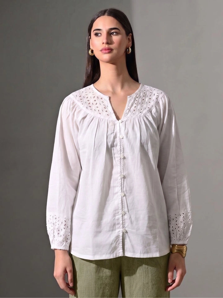 Safed Sitara Kurti