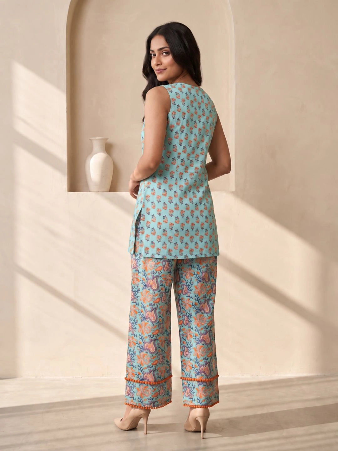 Charvi Ethnic Set