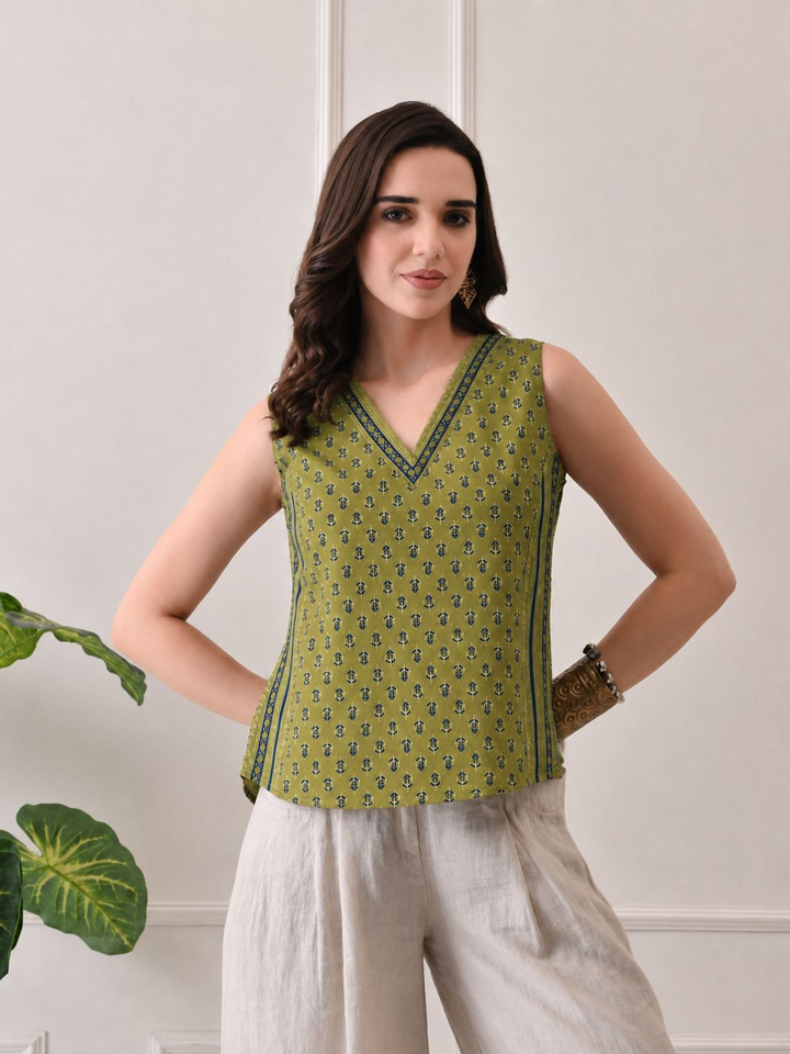 Gulika Chic Top