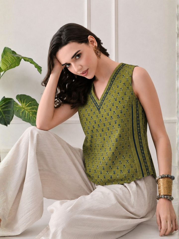 Gulika Chic Top