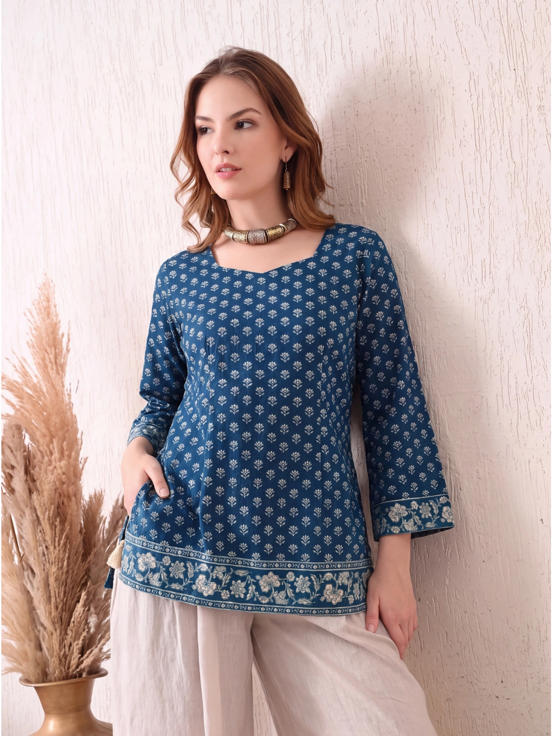 Vridhi side slit top