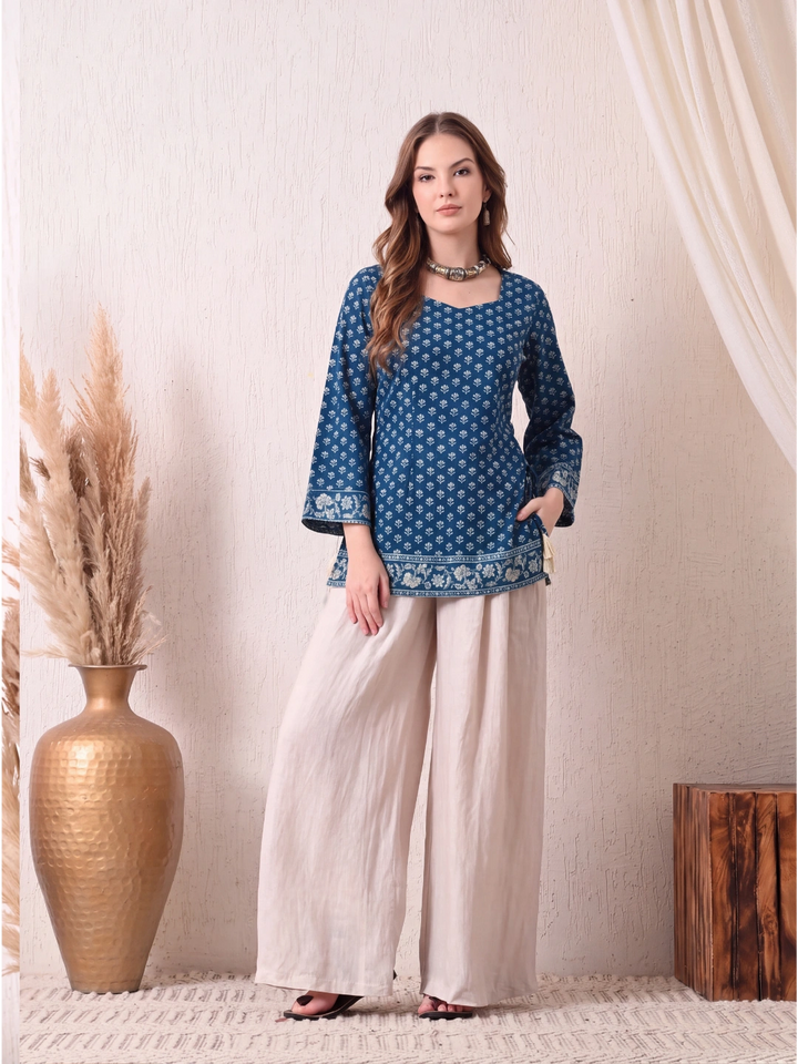 Vridhi side slit top