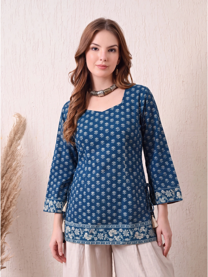 Vridhi side slit top