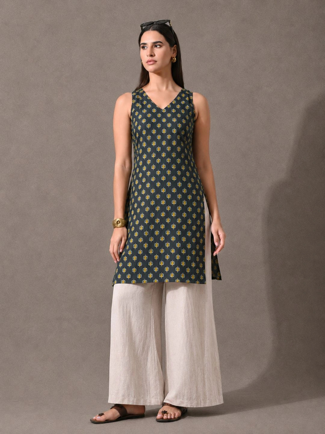 Urvi Kurta
