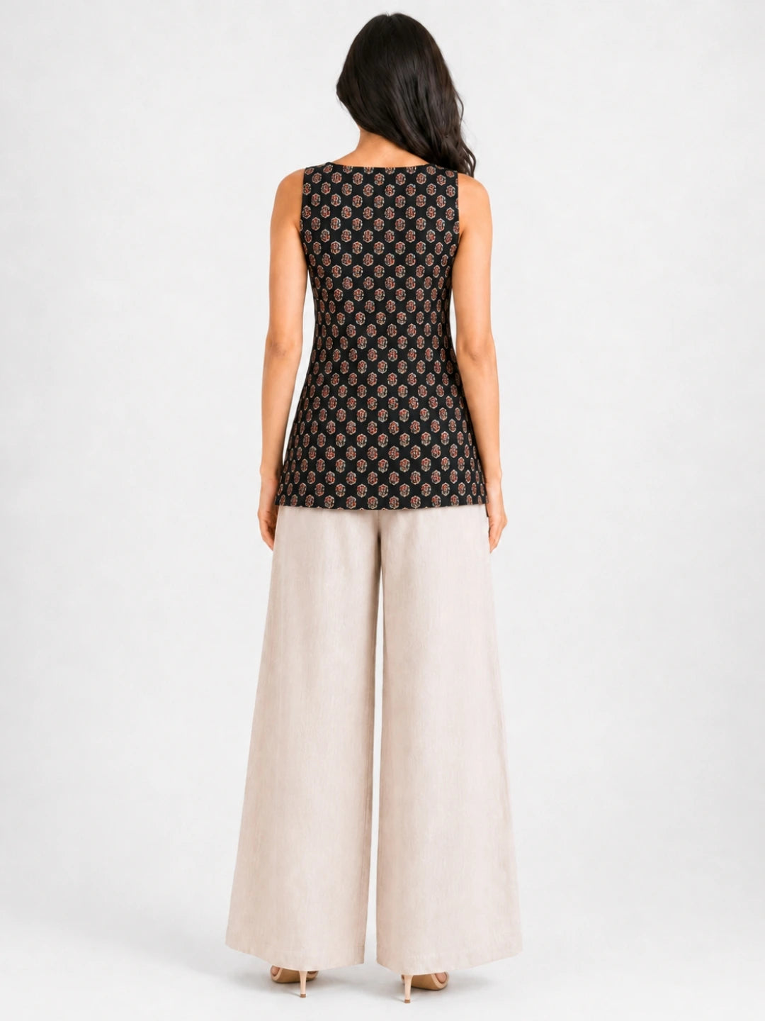 Vibha Black Top