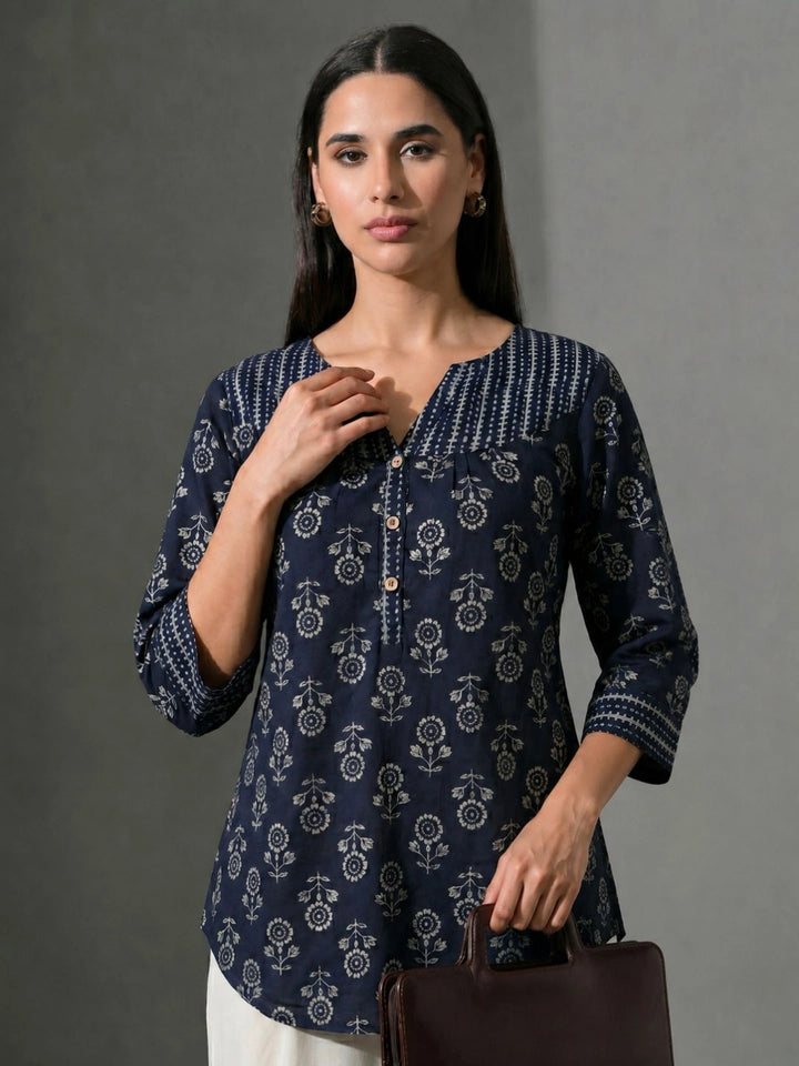 Neel Nargis Kurti