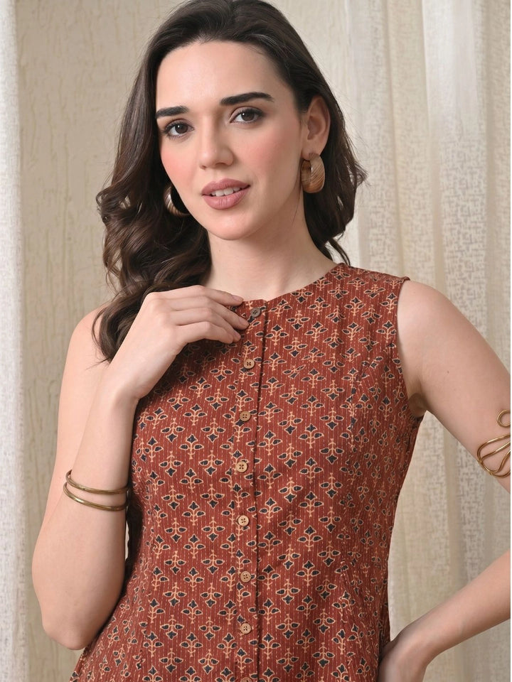 Riyana Noir Top