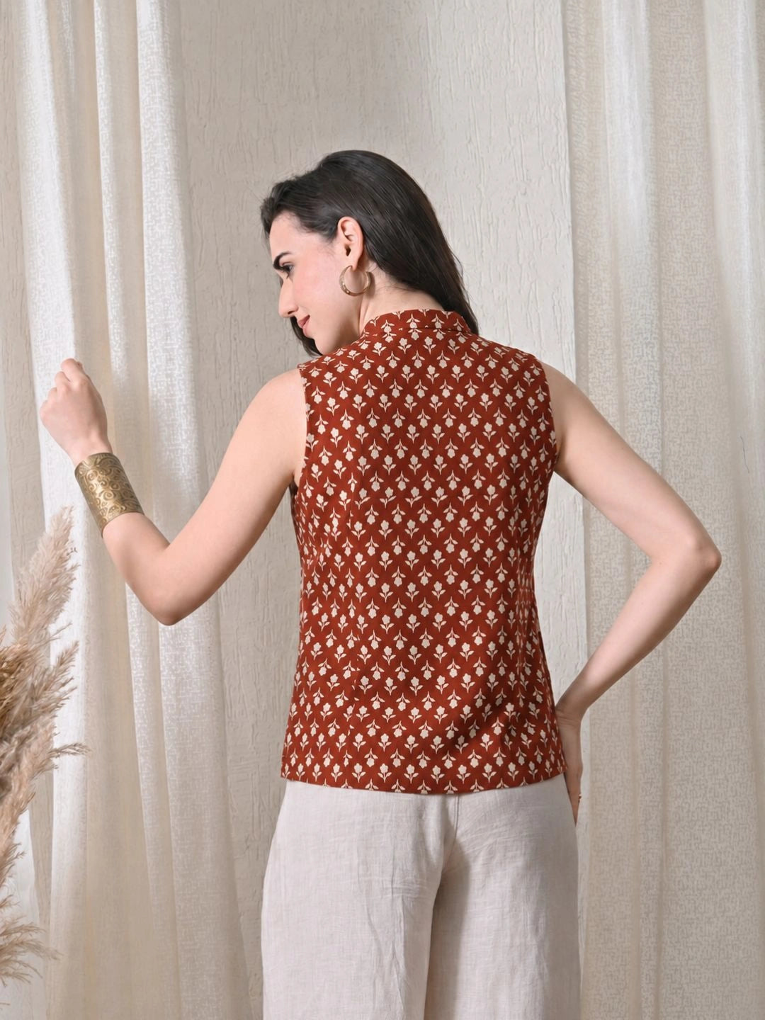 Mira Neck Tie-Up Top