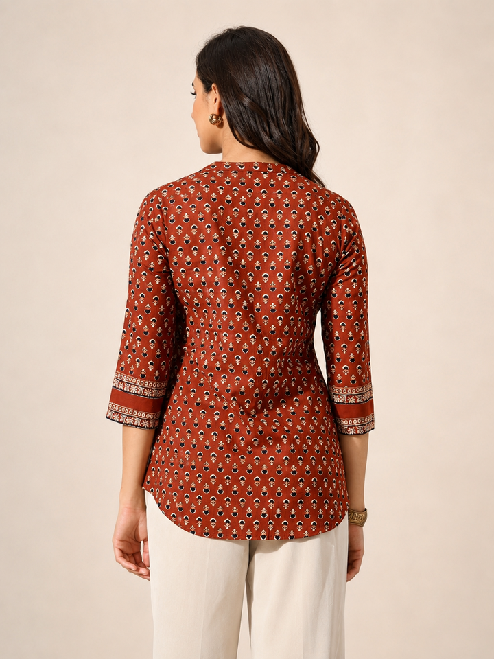 Aruna Kusum Kurti