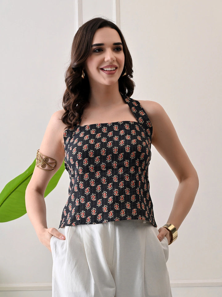 Kumud Top