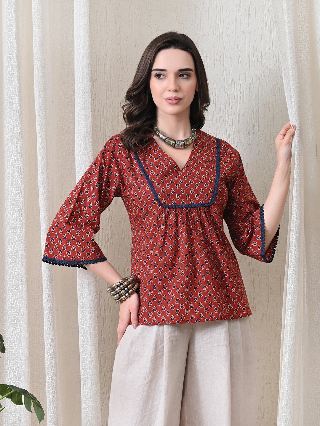 Yuvrani Top