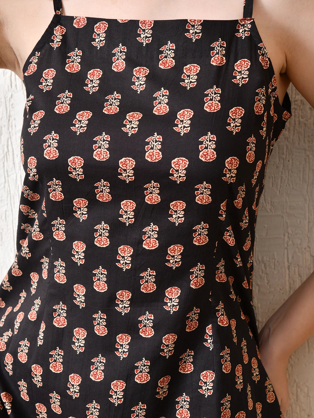 Kumkum Top
