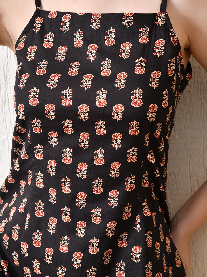 Kumkum Top