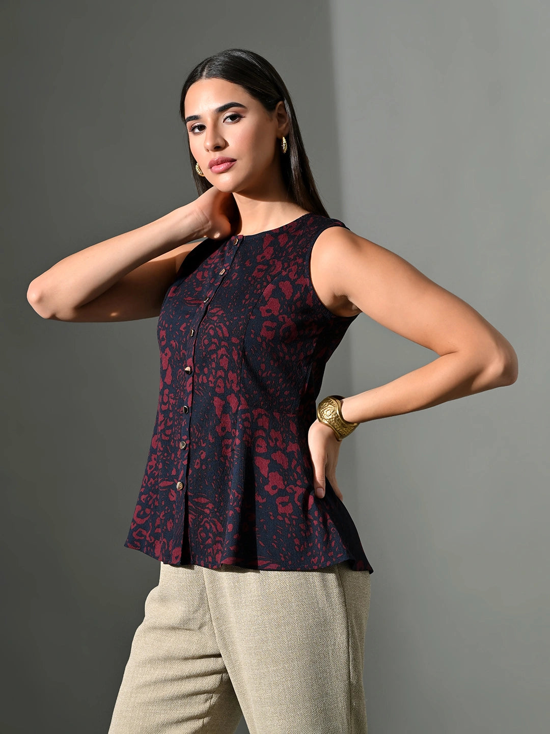Surmayi Scarlet Vest