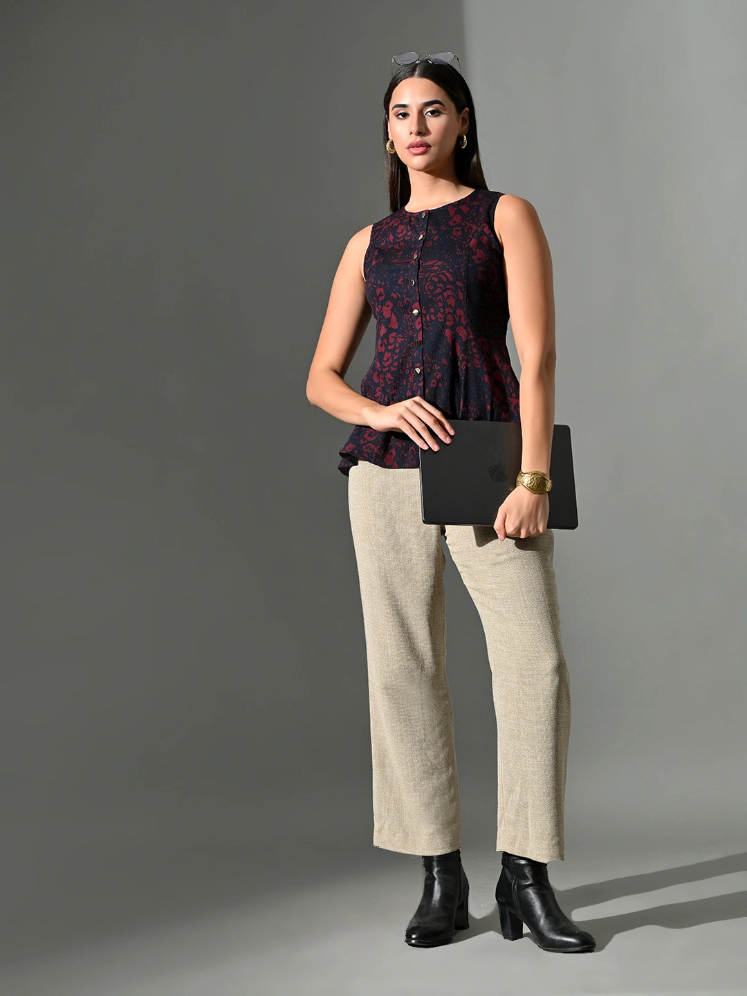 Surmayi Scarlet Vest
