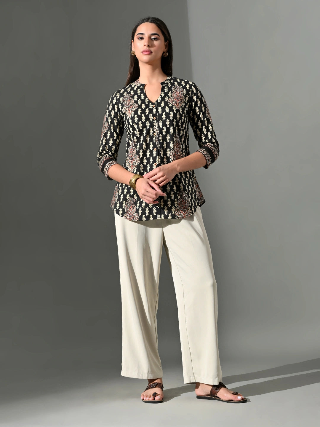 Shyama Naqsh Kurti