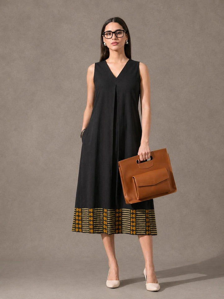 Shyara Muse Dress