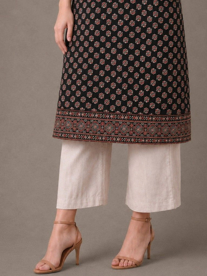 Avira Black Kurta